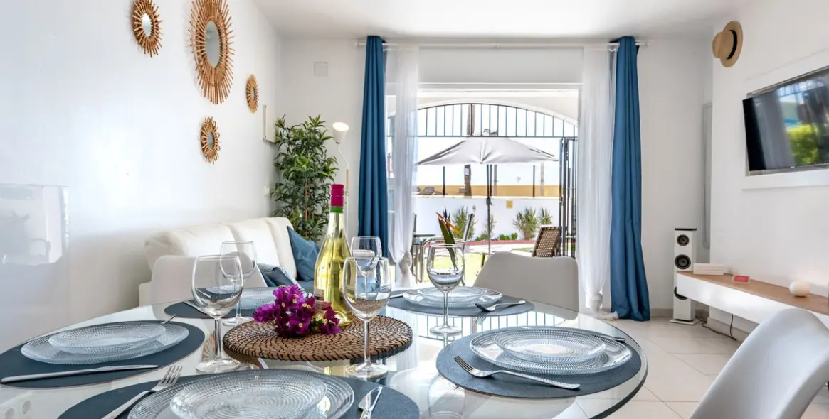 Продажа таунхауса в Calahonda 14