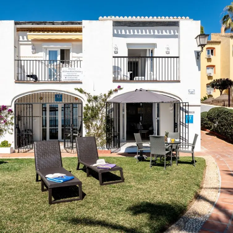Sale of townhouse in Calahonda