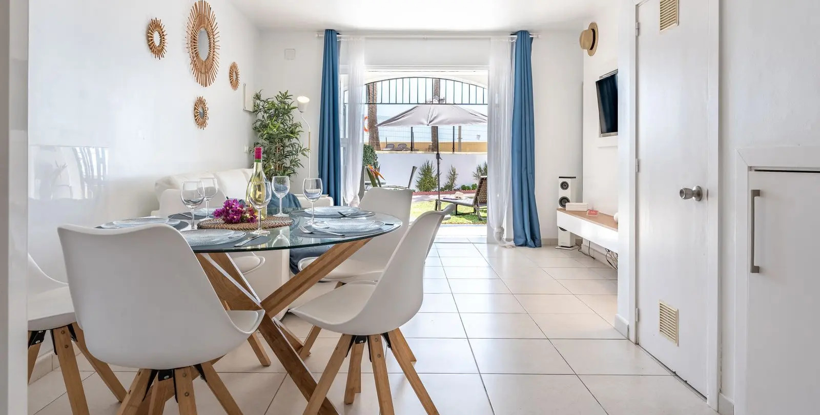 Sale of townhouse in Calahonda 12