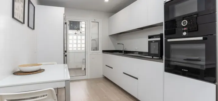 Sale of middle floor apartment in San Pedro de Alcántara 1