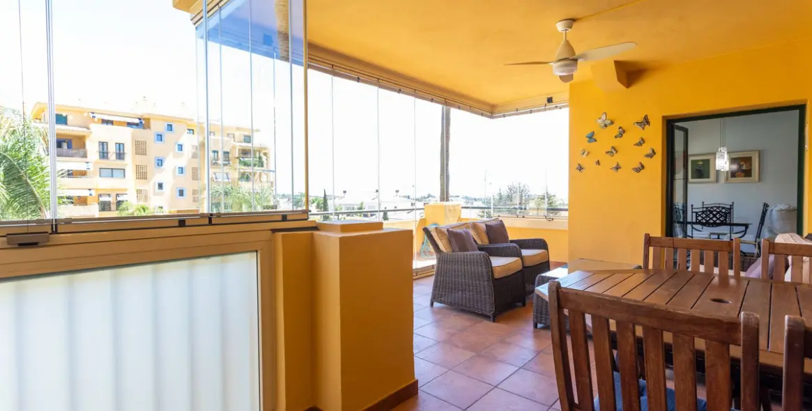 Продажа апартаментов на среднем этаже в San Pedro de Alcántara 18