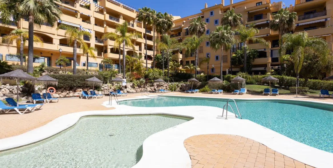 Продажа апартаментов на среднем этаже в San Pedro de Alcántara 32