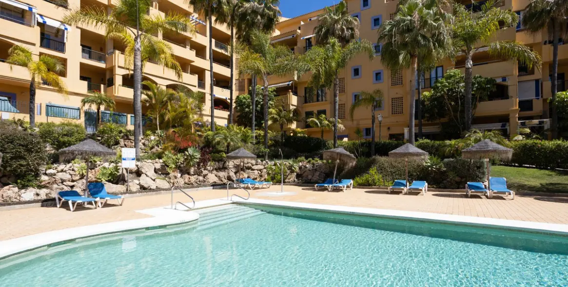 Продажа апартаментов на среднем этаже в San Pedro de Alcántara 37