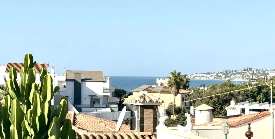 Продажа  отдельно стоящей виллы в El Faro 2