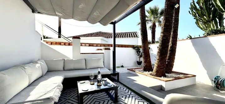 Продажа  отдельно стоящей виллы в El Faro 4