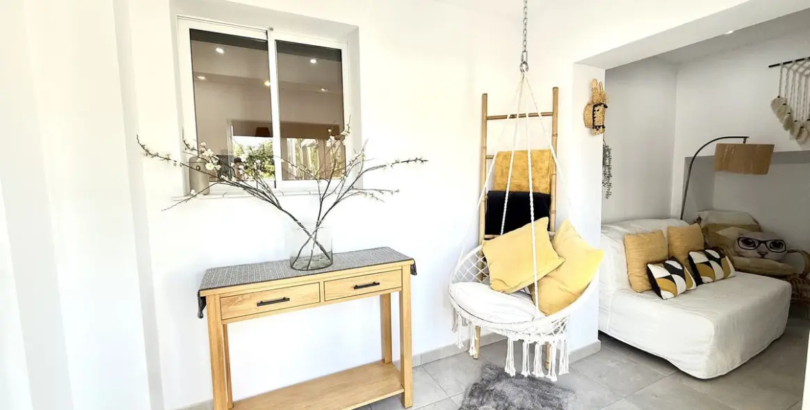 Продажа  отдельно стоящей виллы в El Faro 11