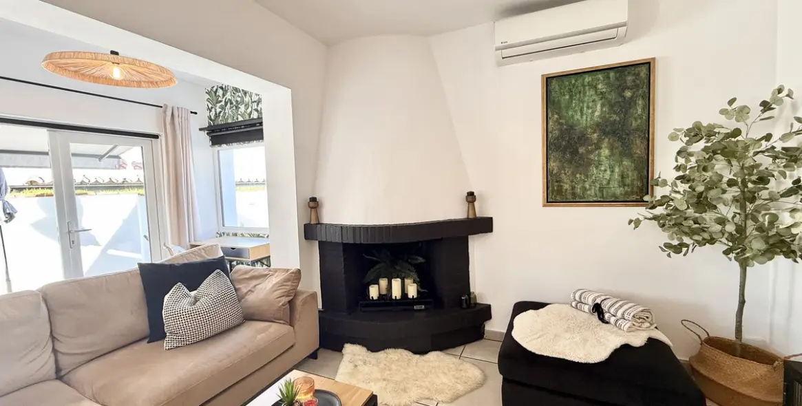 Продажа  отдельно стоящей виллы в El Faro 16