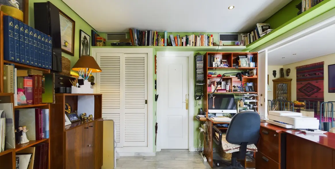 Продажа апартаментов на среднем этаже в Elviria 10