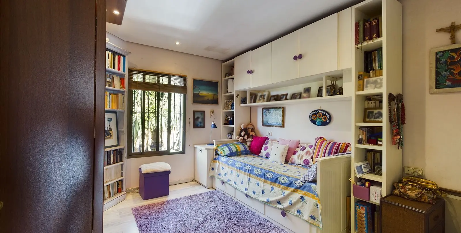 Продажа апартаментов на среднем этаже в Elviria 12