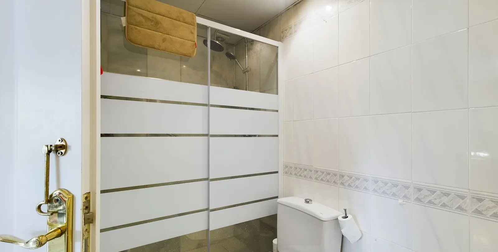 Продажа апартаментов на среднем этаже в Elviria 20