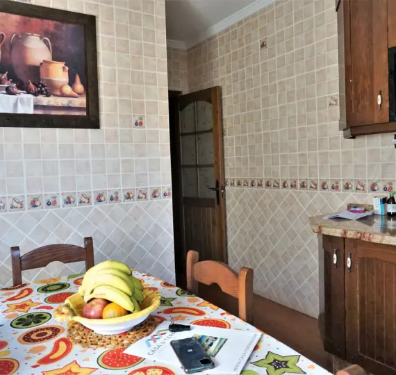 Detached villa R4209250