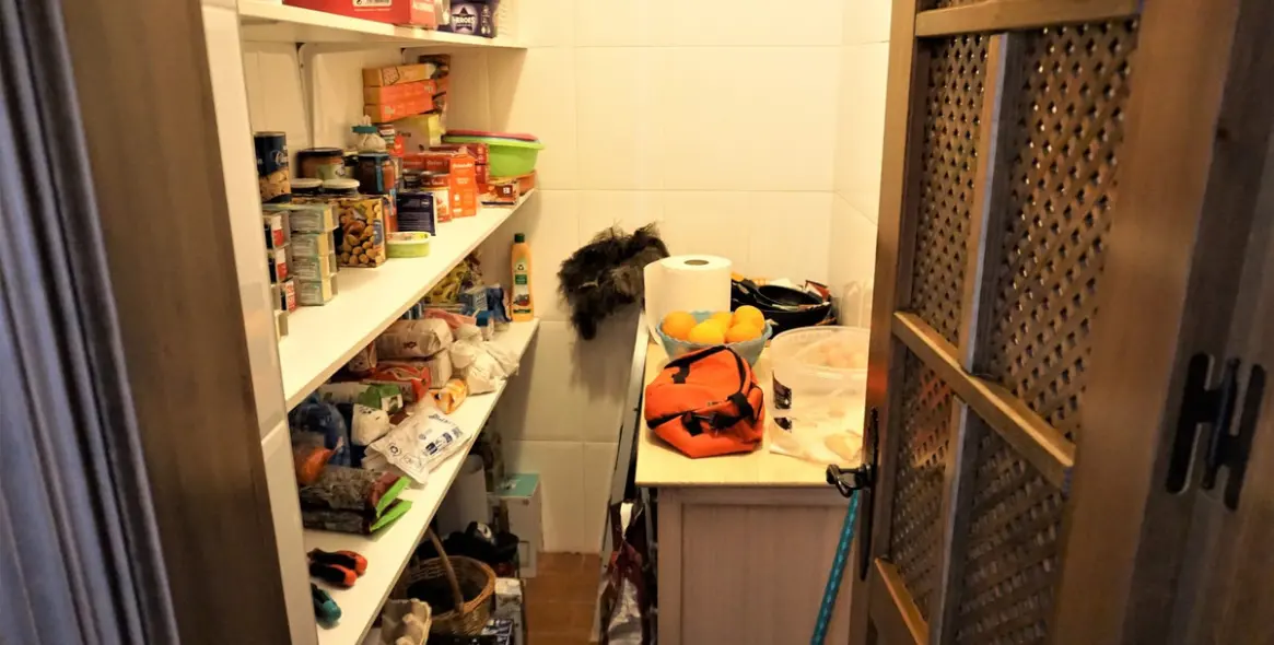 Sale of detached villa in Costa del Sol East 4