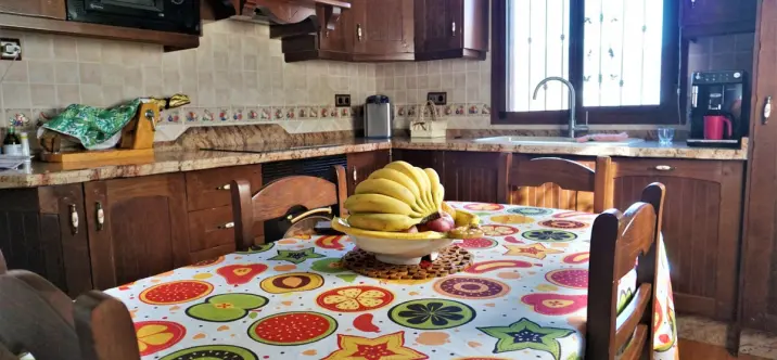 Detached villa R4209250 4