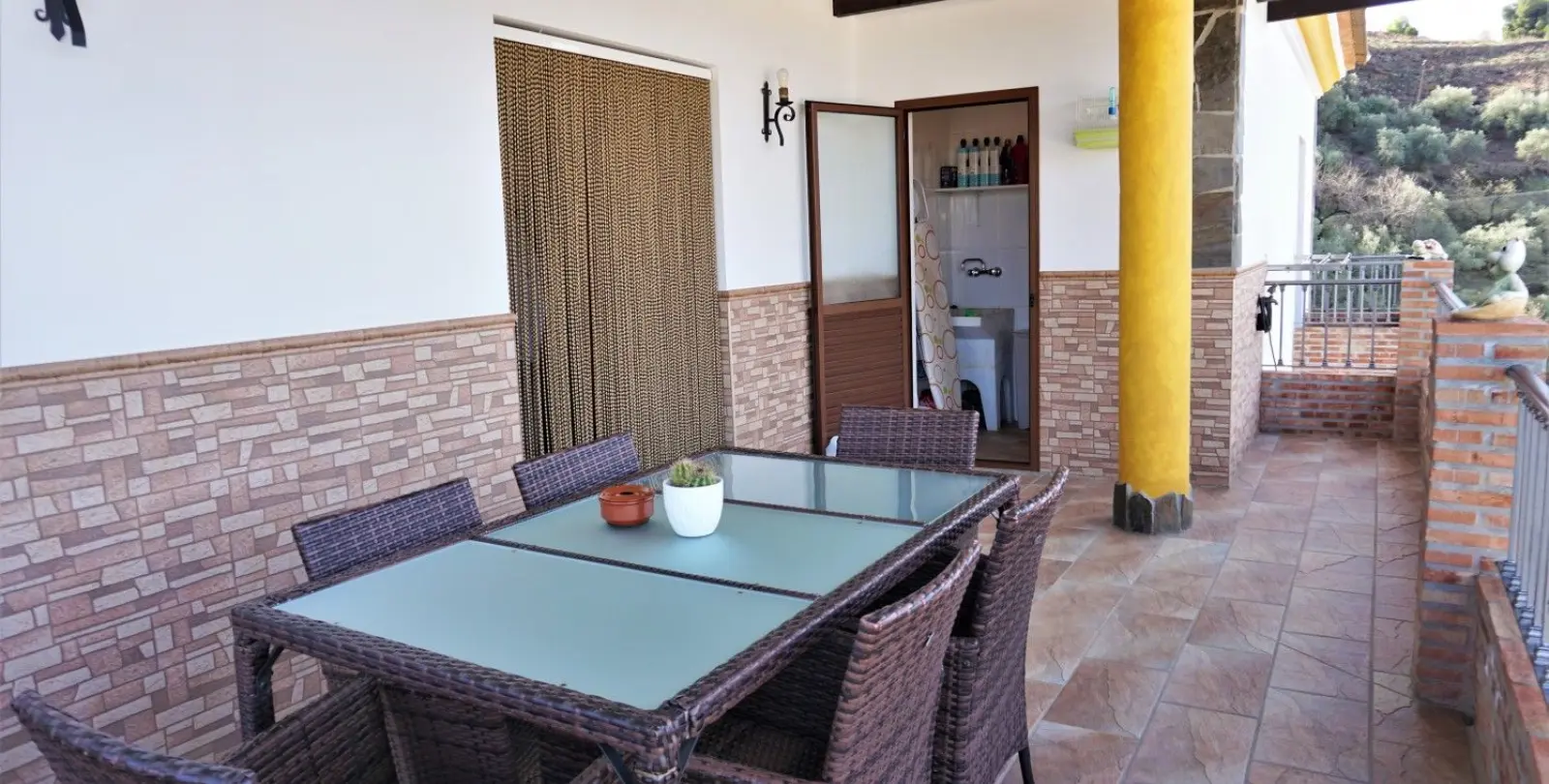 Venta de villa independiente en Sayalonga 10