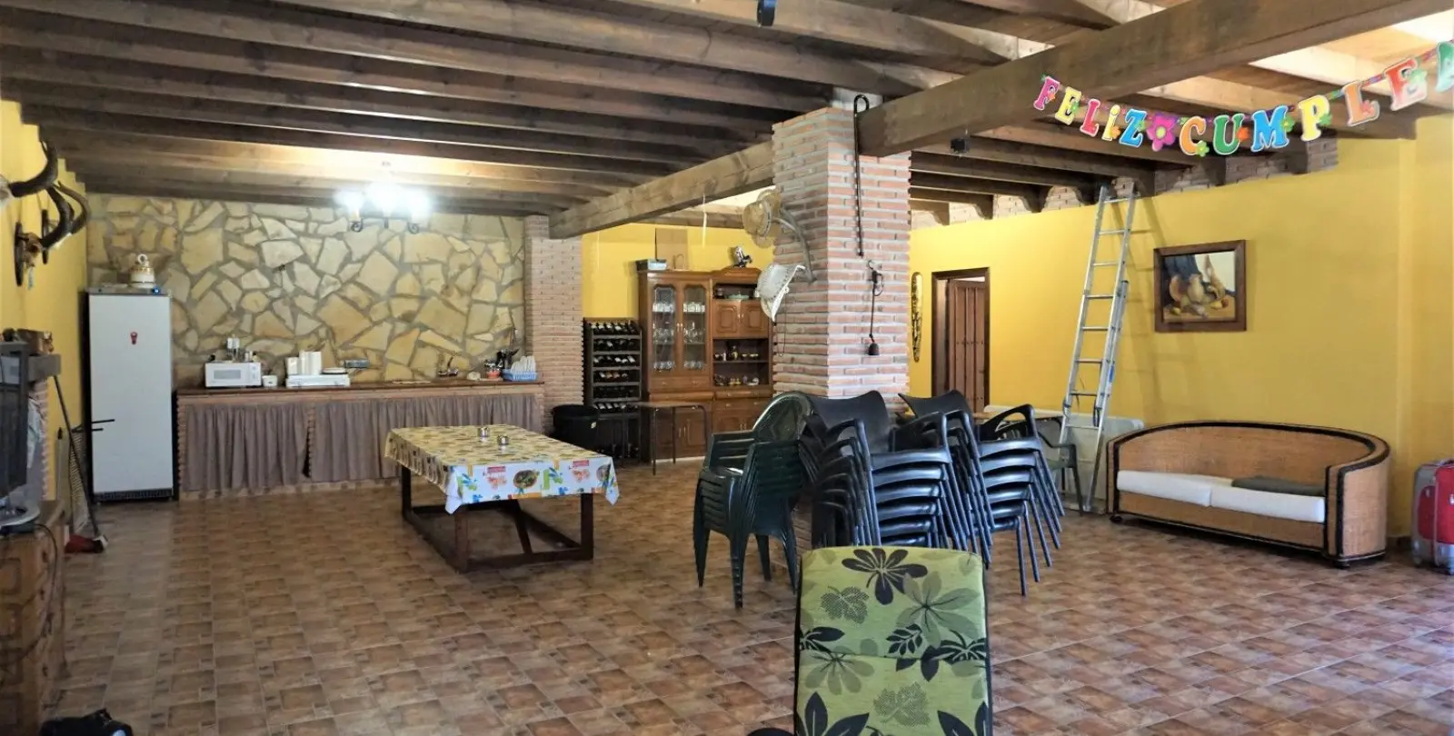 Venta de villa independiente en Sayalonga 35