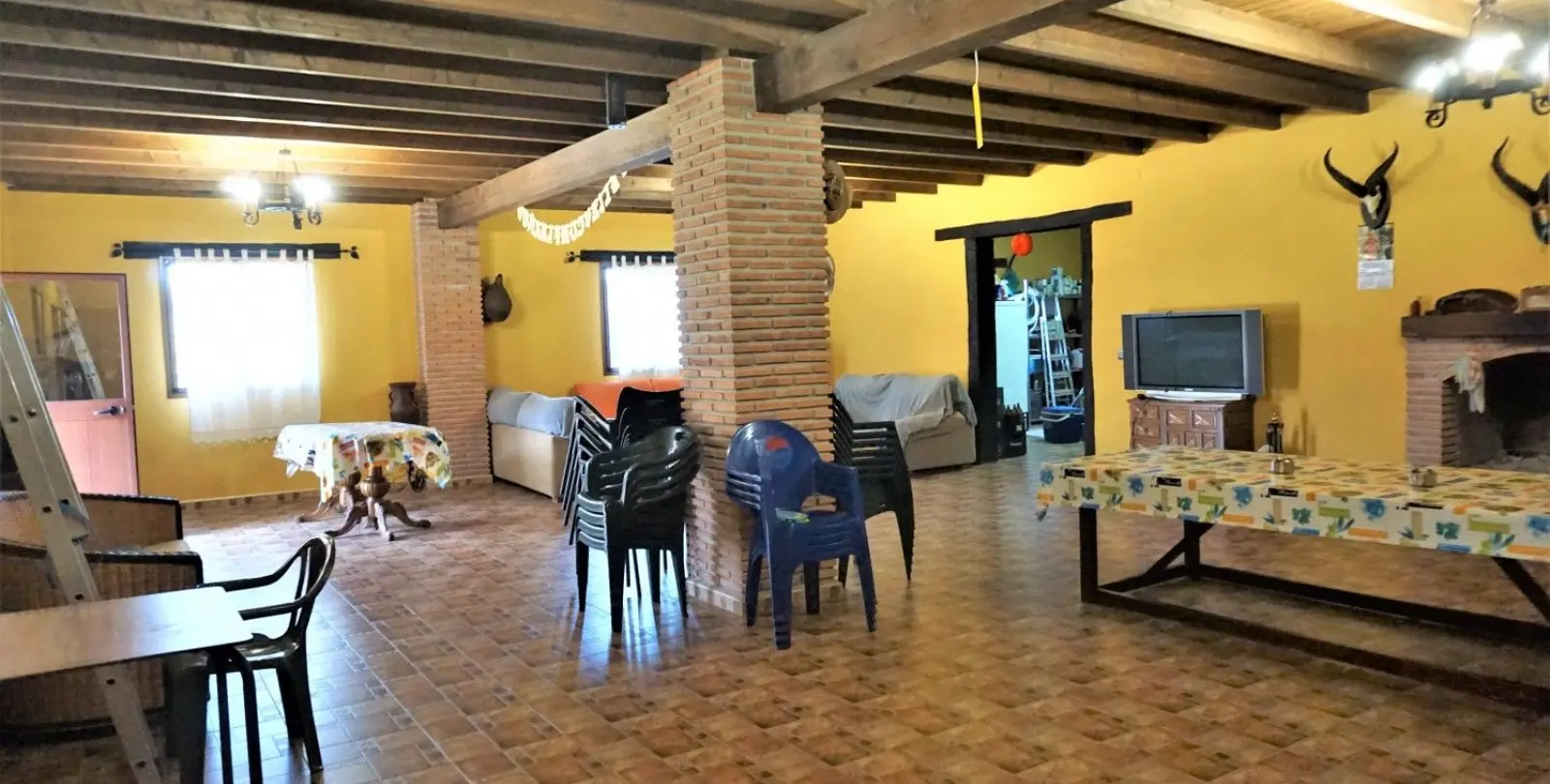 Venta de villa independiente en Sayalonga 38