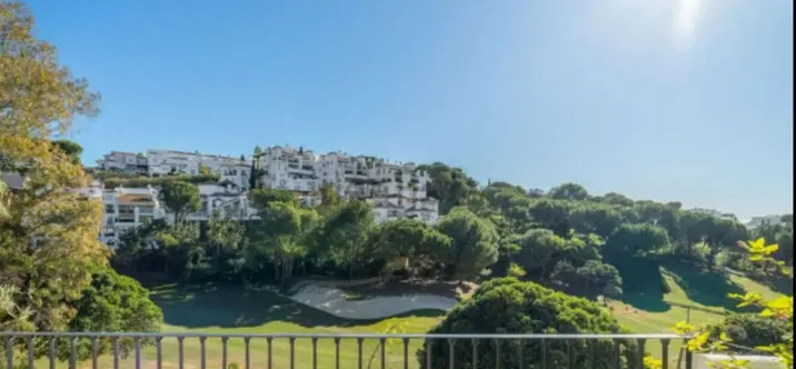 Sale of penthouse duplex in La Quinta 0