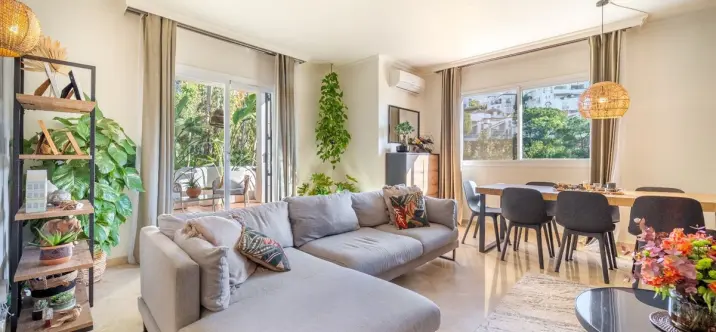 Sale of penthouse duplex in La Quinta 1