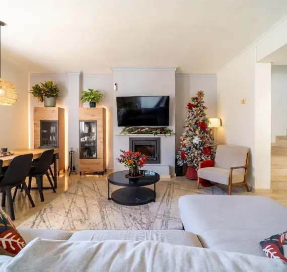 Sale of penthouse duplex in La Quinta