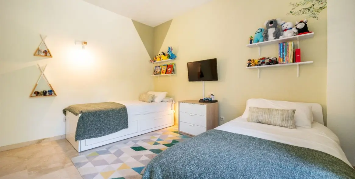 Sale of penthouse duplex in La Quinta 19