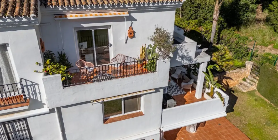 Sale of penthouse duplex in La Quinta 25