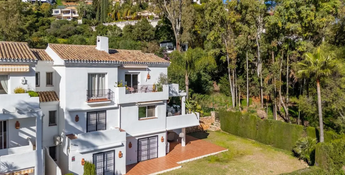 Sale of penthouse duplex in La Quinta 27