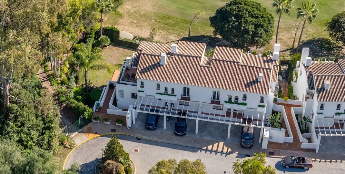 Sale of penthouse duplex in La Quinta 28