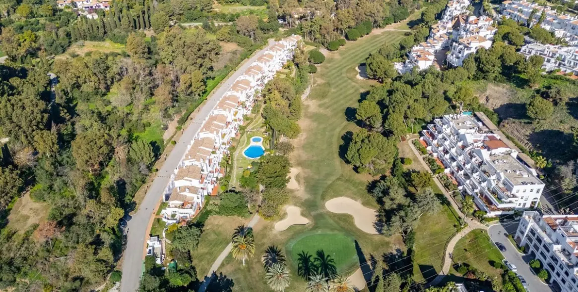 Sale of penthouse duplex in La Quinta 30