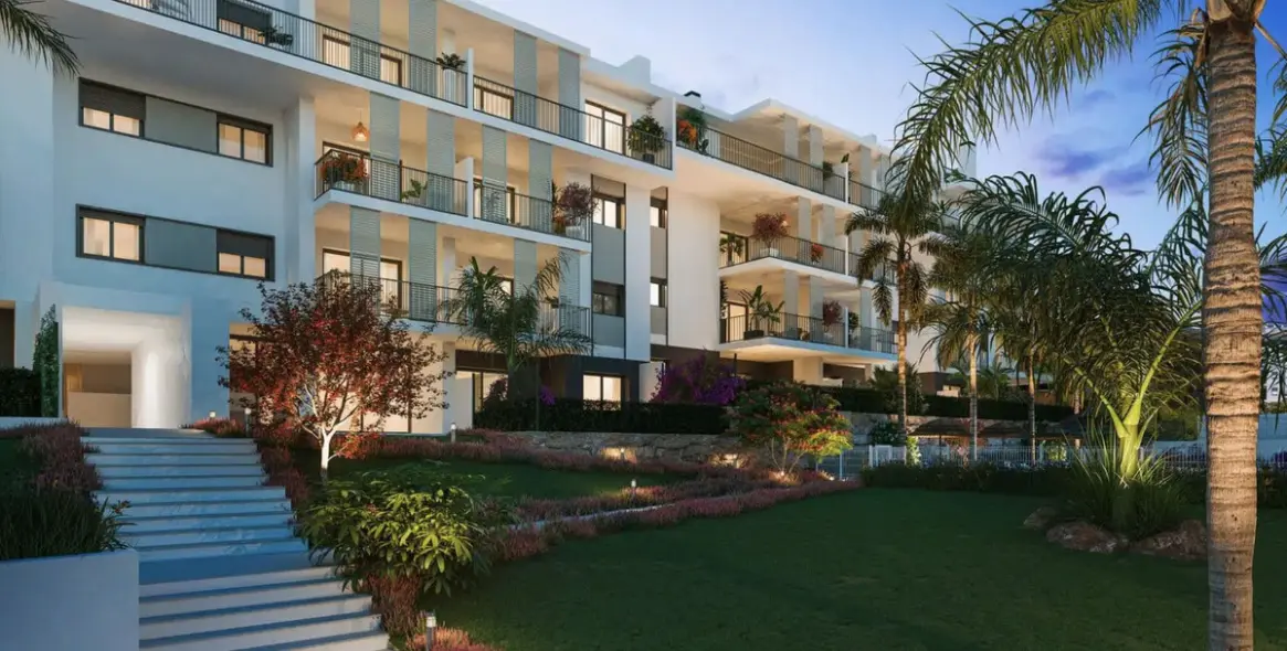 Продажа апартаментов на среднем этаже в Estepona 19