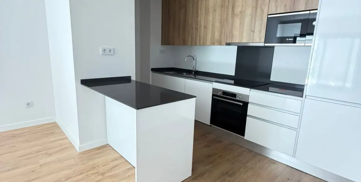 Продажа апартаментов на среднем этаже в Estepona 29