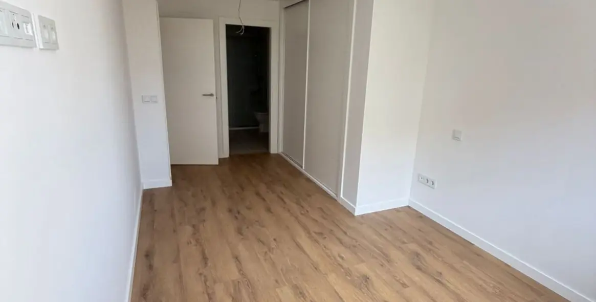 Продажа апартаментов на среднем этаже в Estepona 32