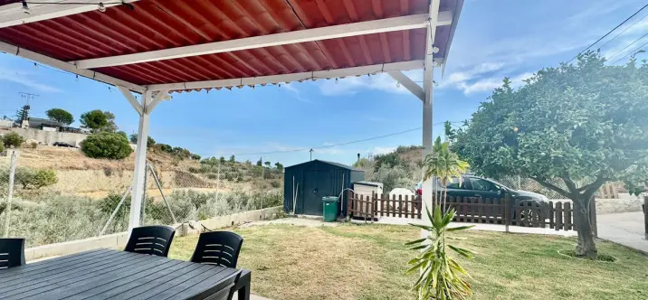 Sale of detached villa in Valtocado 3