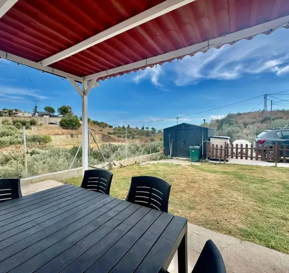 Sale of detached villa in Valtocado