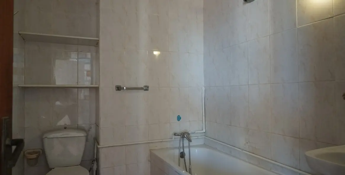 Sale of detached villa in Costa del Sol East 10