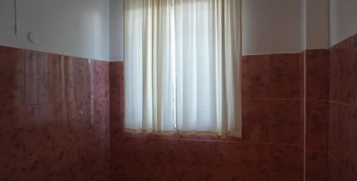 Sale of detached villa in Caleta de Vélez 26