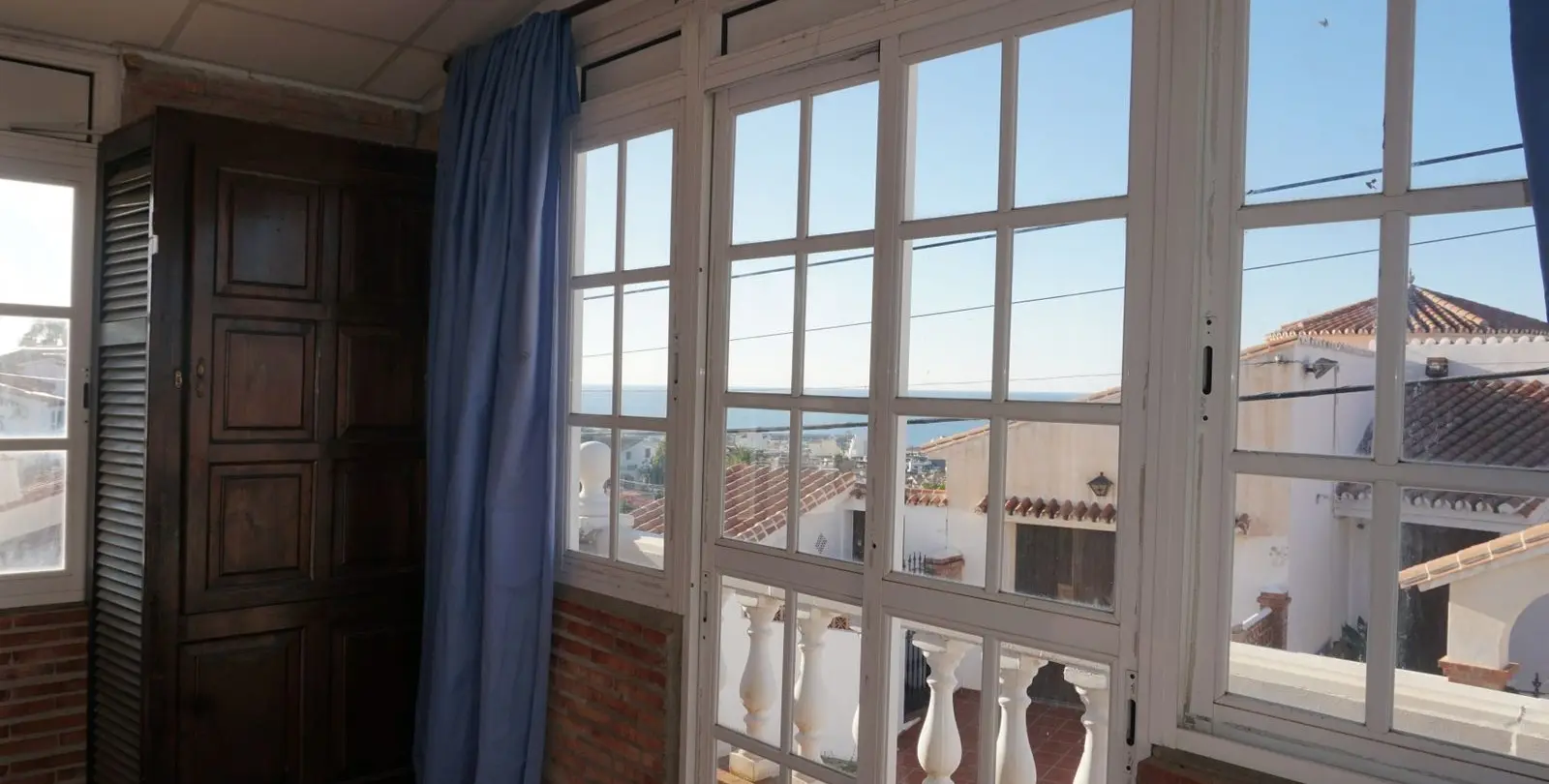 Sale of detached villa in Caleta de Vélez 38
