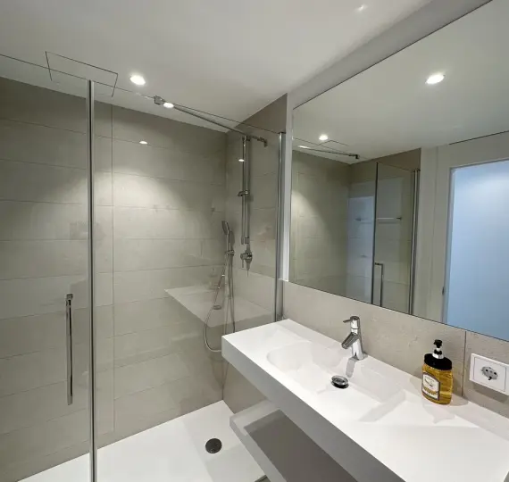 Продажа апартаментов на первом этаже в Benalmadena