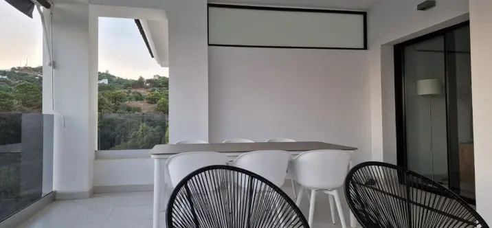 Apartamento en planta media R4411084 1