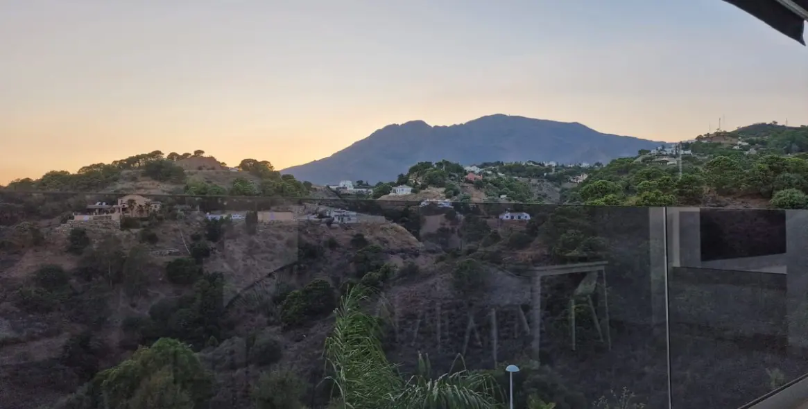 Продажа апартаментов на среднем этаже в Estepona (район Estepona) 4