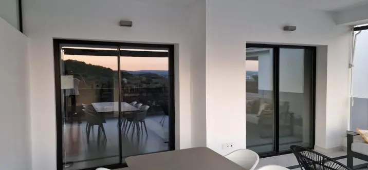 Apartamento en planta media R4411084 4