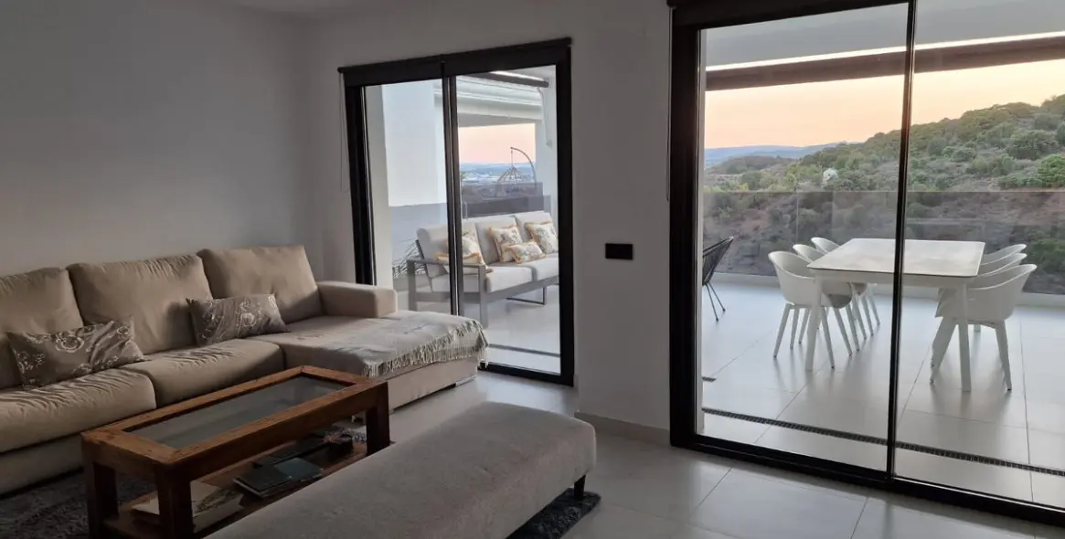 Продажа апартаментов на среднем этаже в Estepona (район Estepona) 6