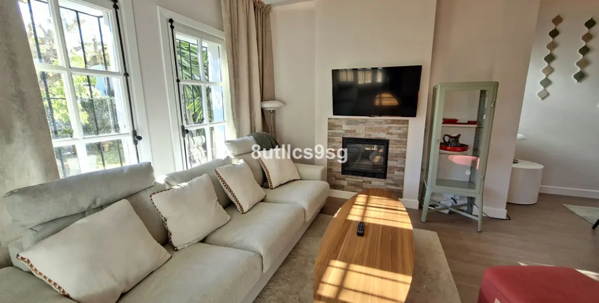 Sale of ground floor apartment in Nueva Andalucía 10