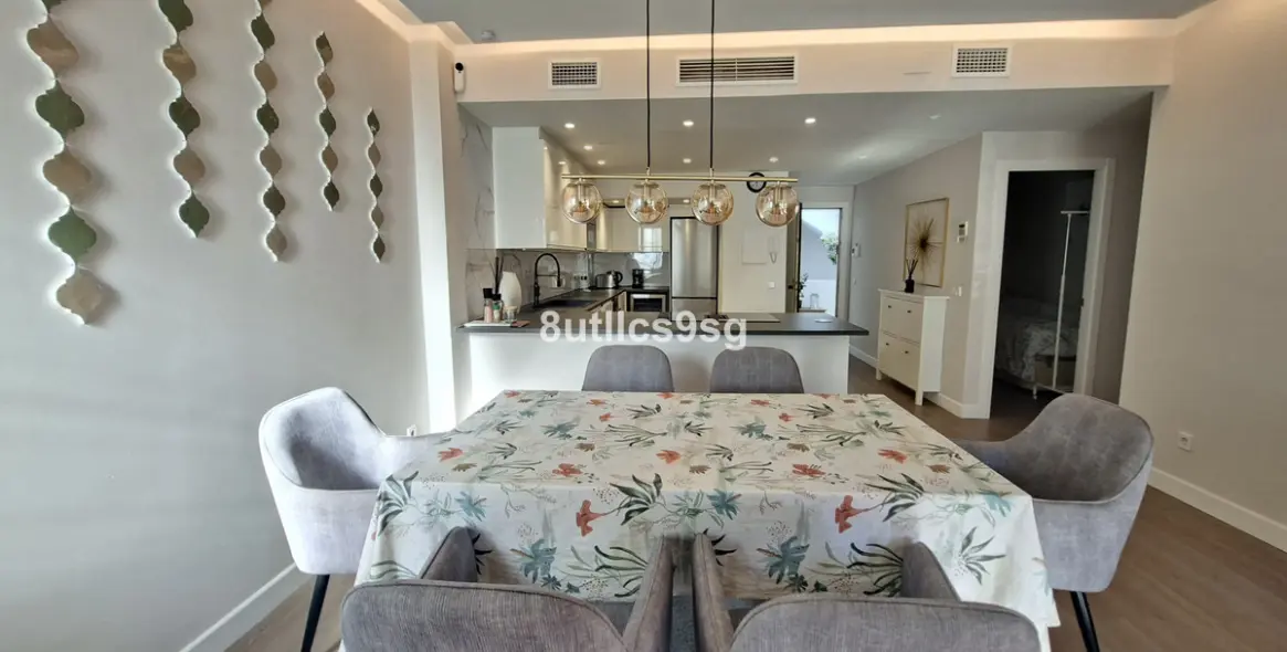 Sale of ground floor apartment in Nueva Andalucía 14