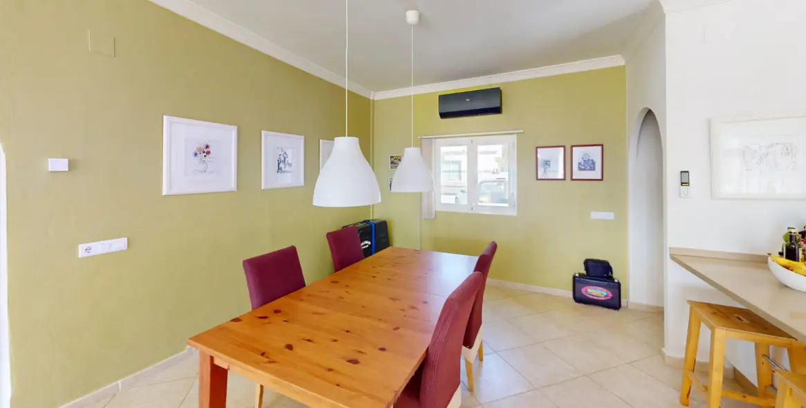 Sale of detached villa in Costa del Sol East 9