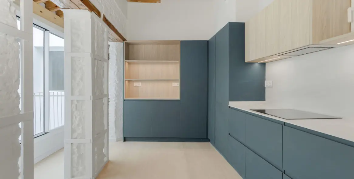 Sale of middle floor apartment in Centro Histórico 3