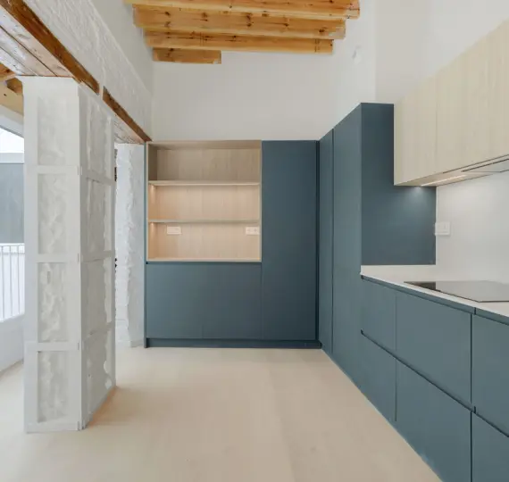 Venta de apartamento en planta media en Centro Histórico