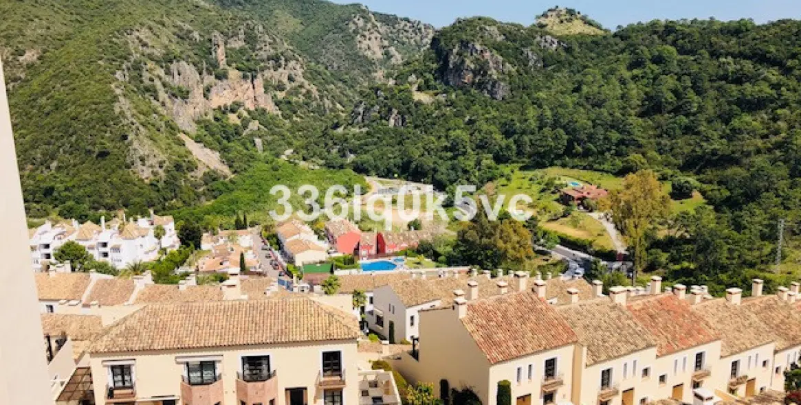 Sale of townhouse in Benahavís (district Benahavís) 4