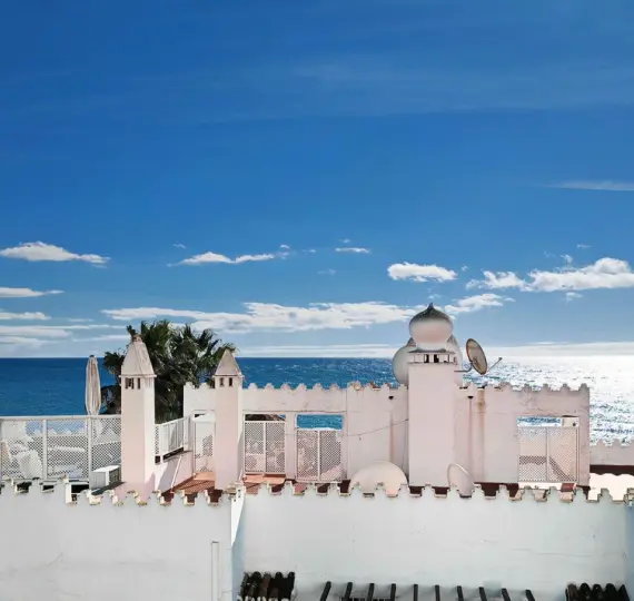 Sale of penthouse in Calahonda