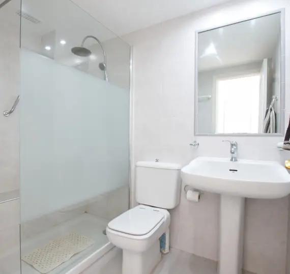 Sale of penthouse in Calahonda