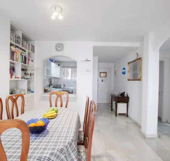 Sale of penthouse in Calahonda